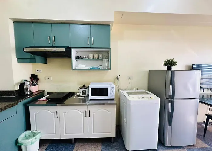 torre de manila taft staycation facing sea view