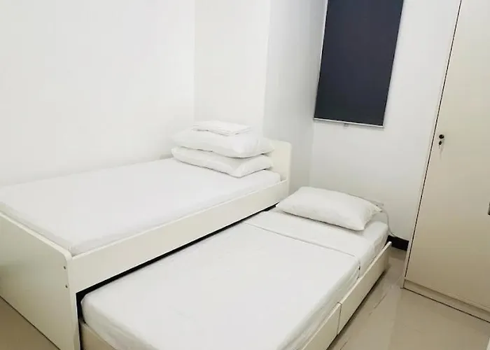 2Br Condo In Manila With Free Wifi And Parking