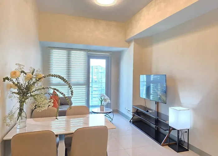 Bgc Uptown Parksuites Luxury Two Bedroom Zen Inspired Unit Steps To Mitsukoshi Grand Hyatt Hotel And St Lukes