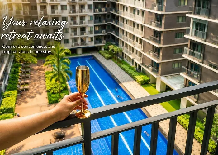 Pool View Designer Condo With 300Mbps Wifi, Walk To Moa, Ikea, Dining, Shopping