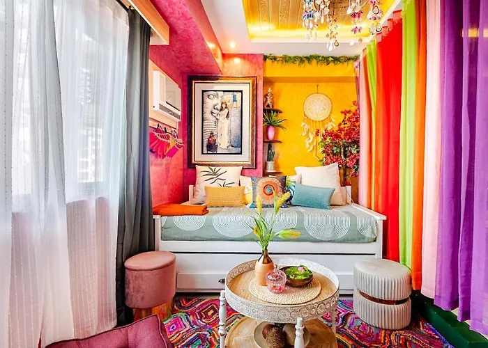 Bilay Magenta 2Br Boho Style Free Parking Can Cook