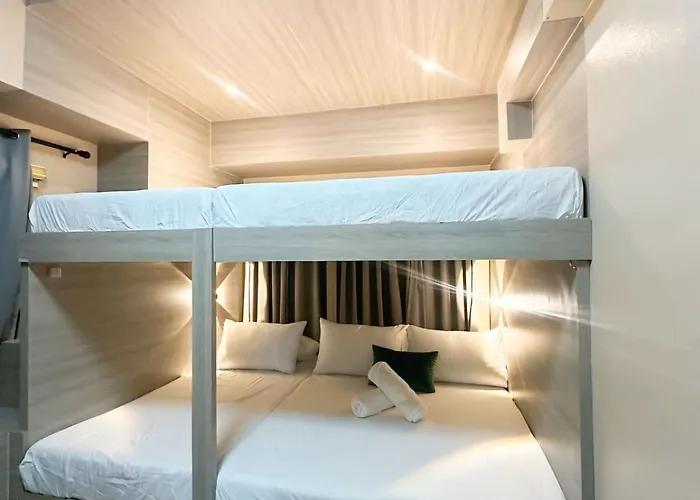 The Modern Suite In Forbeswood Bgc With Free Parking