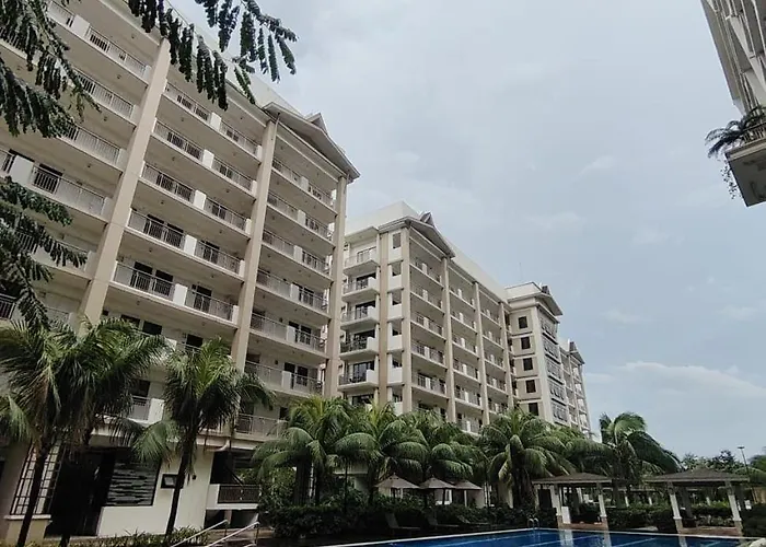 Brand New Fully Furnished 1 Bedroom Condo With Balcony In Paranaque
