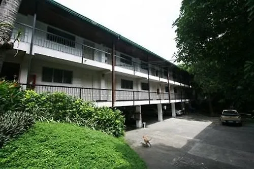 Broadway Court Apartelle 4Th Street