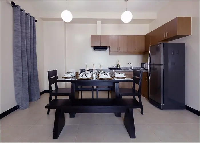 Home Edge Accommodations @ Tivoli Garden Residences