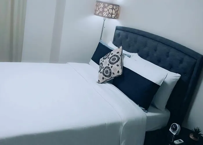 Newport City Condo Near Manila Airport Terminal 3