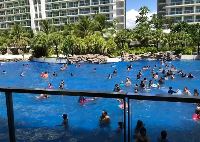 Azure Urban Resort Residences @Peterhouse Place 6 Person Max.