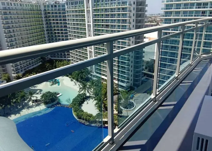 2 Bedroom Corner Beach View With Wifi At Azure Urban Resort Residences