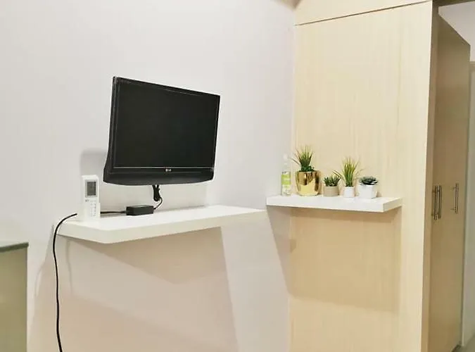 2 Bedroom Unit At Grass Residences