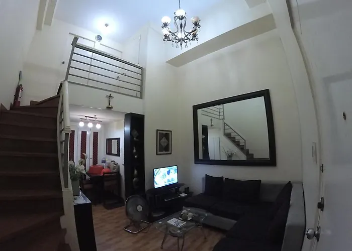 Rare 3 Bedroom Condo At The Heart Of The City