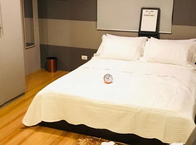 Bonifacio Suites